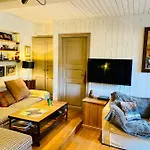 Rochebrune, 2 Cosy, Terrasse, Et Centre A Pied Apartment