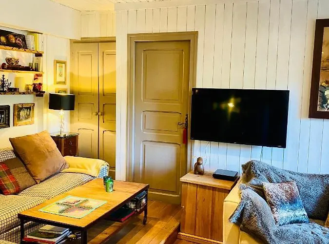 Rochebrune, 2 Cosy, Terrasse, Et Centre A Pied Appartement