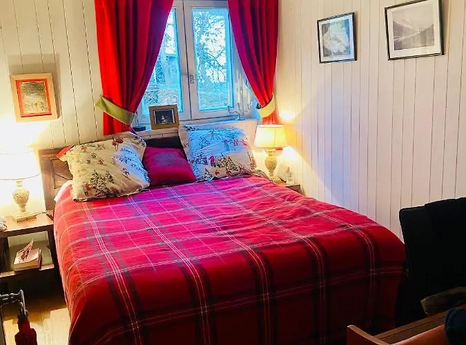 Апартаменти Rochebrune, 2 Cosy, Terrasse, Et Centre A Pied